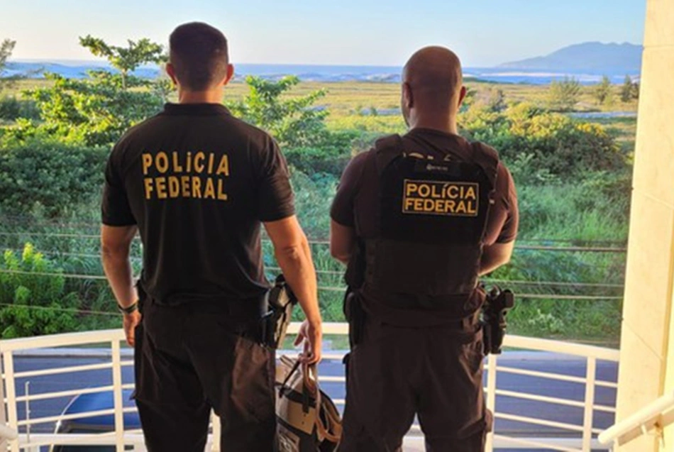 Cumprimento da mandados pela PF na região dos Lagos, no Rio de Janeiro