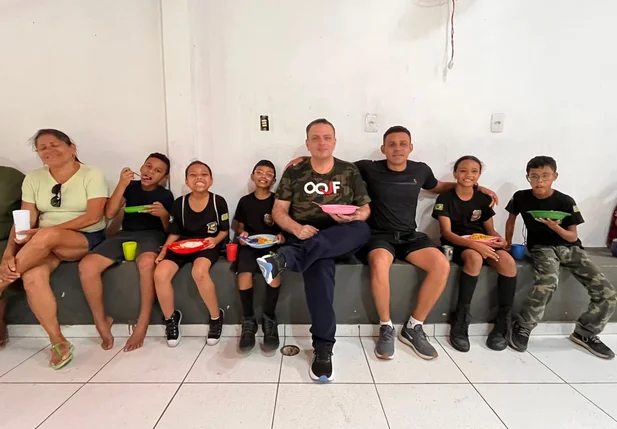 Deputado Gessivaldo Isaías reforça apoio ao Pelotão Mirim do Parque Rodoviário em Teresina