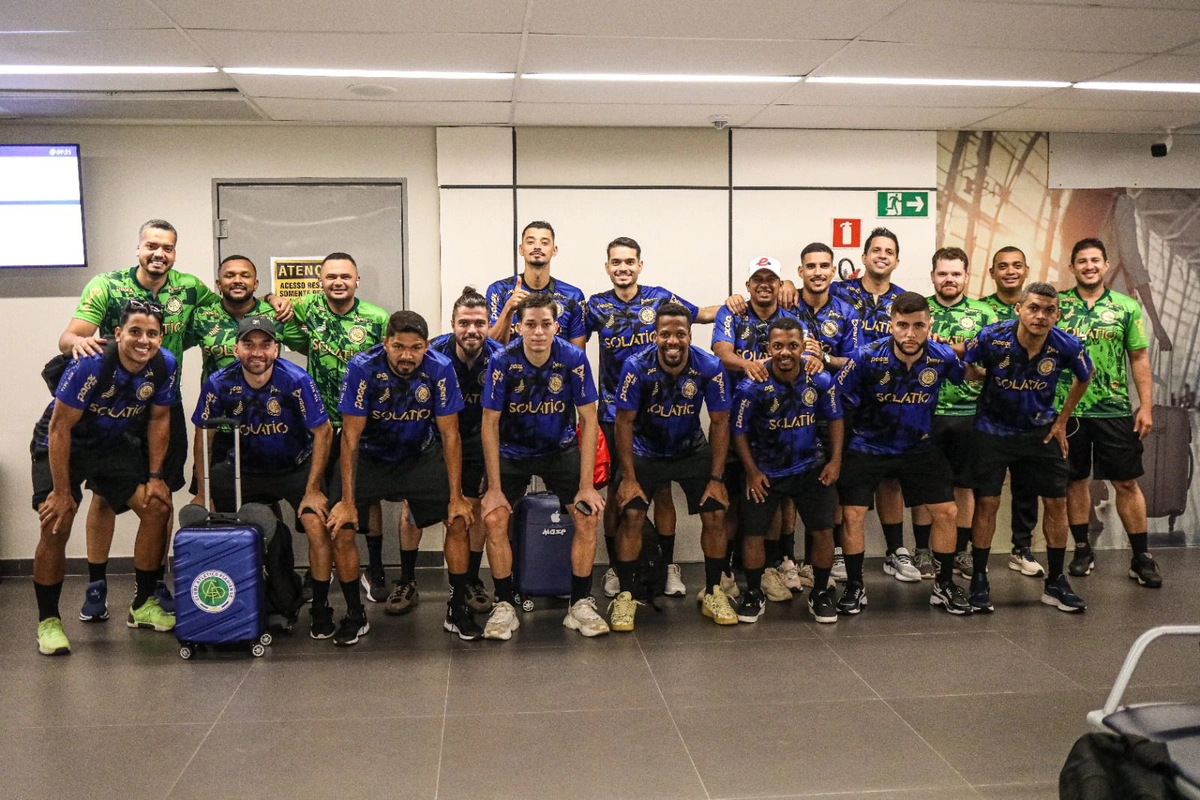 Elenco do Atlético Piauiense na estreia do Brasileiro de Futsal