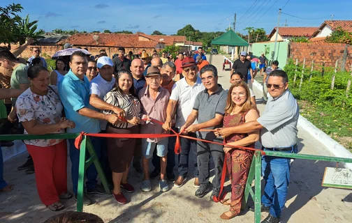 Entrega do calçamento