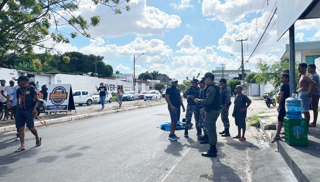 Equipes da PM no local da ocorrência