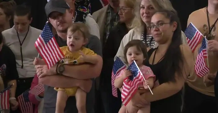 Estados Unidos acolhem 59 refugiados da África do Sul