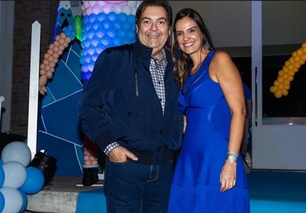 Faustão e a sua esposa, Luciana Cardoso