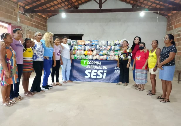 FIEPI realiza a entrega dos alimentos arrecadados na Corrida Nacional do SESI