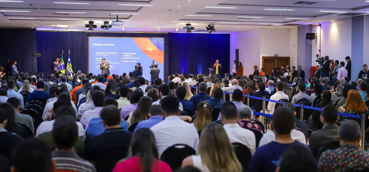 Foram debatidos debater os avanços na digitalização dos serviços