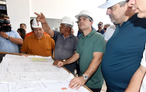 Governador em exercício, Severo Eulálio, em Picos