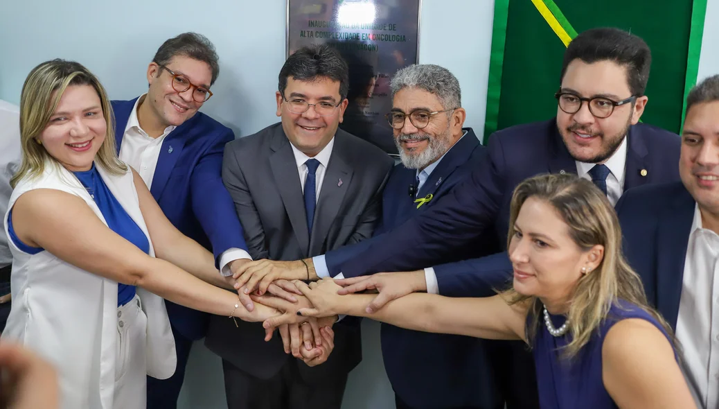 Governador Rafael Fonteles inaugura unidade oncológica no HGV