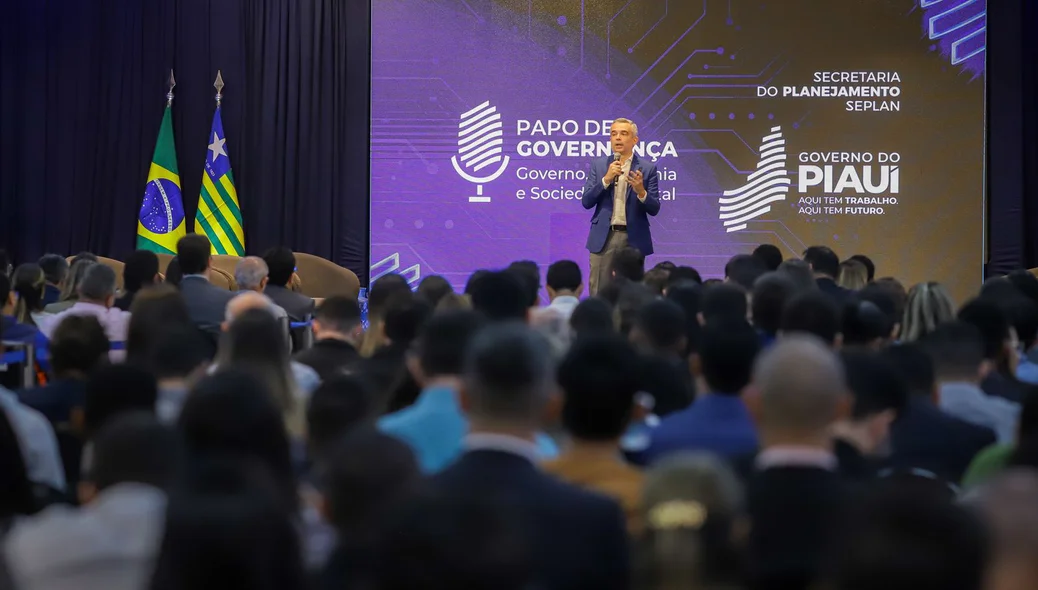 Governador Rafael Fonteles no evento