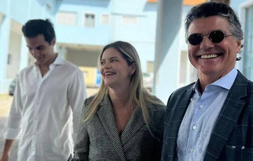 Gracinha Mão Santa participa da entrega de 10 novos leitos de UTI em Parnaíba
