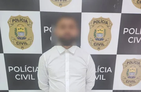 Homem condenado a 11 anos de prisão por roubo de motocicleta