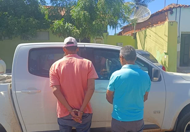 Homem é preso por homícidio qualificado no sul do Piauí