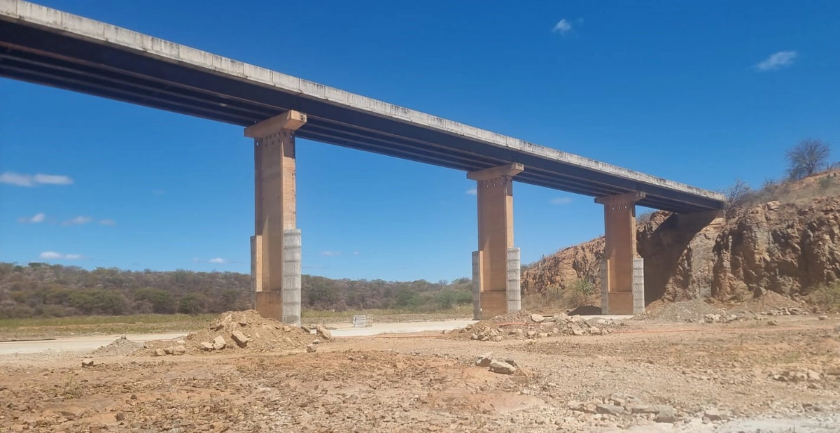 Idepi executa obra de recuperação da Barragem Pedra Redonda