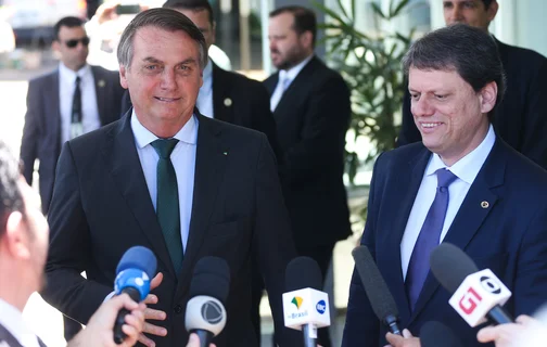Jair Bolsonaro e Tarcísio de Freitas