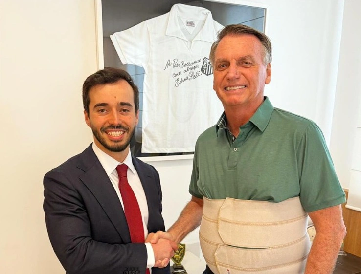 Jair Bolsonaro se reúne com o Conselheiro Sênior Sr. Pita dos EUA