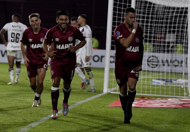 Lanus derrota Vasco na Sul-Americana 2025