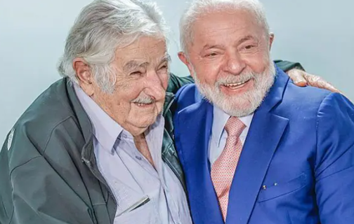 Lula vai ao velório de Pepe Mujica
