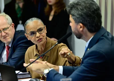 Marina Silva e Marcos Rogério discutem no Senado