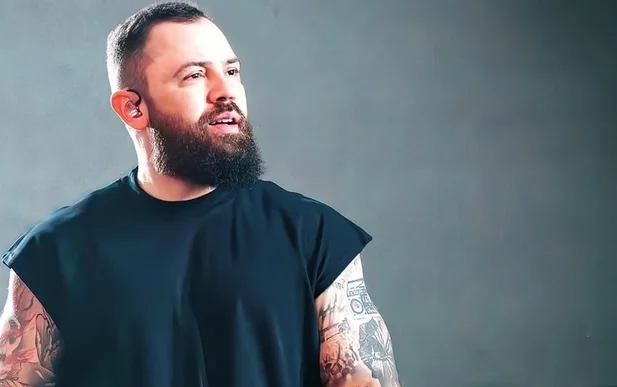 Mateus Liduário, de 38 anos, da dupla Jorge & Mateus