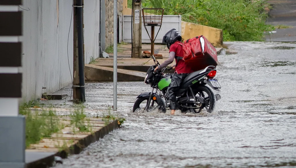 Motociclista por aplicativo