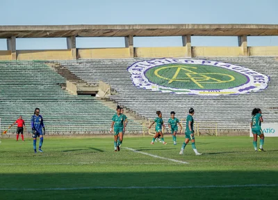 O jogo ocorreu no Albertão
