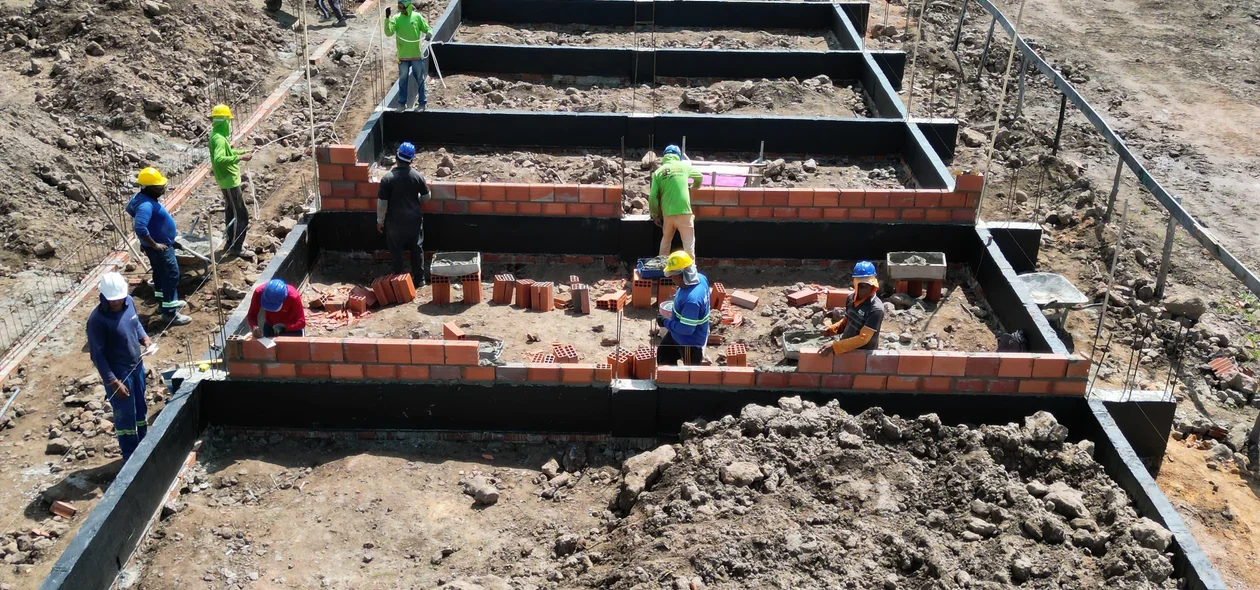 Obra do IFPI em Esperantina avança e segue em ritmo acelerado