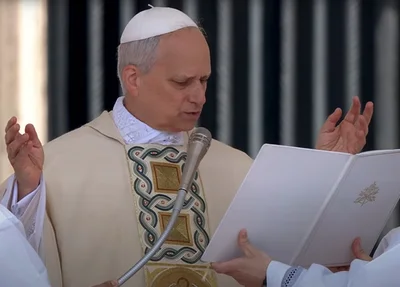 Papa Leão XIV durante homilia