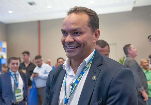Pedro Gomes participa da abertura da XXVI Marcha a Brasília