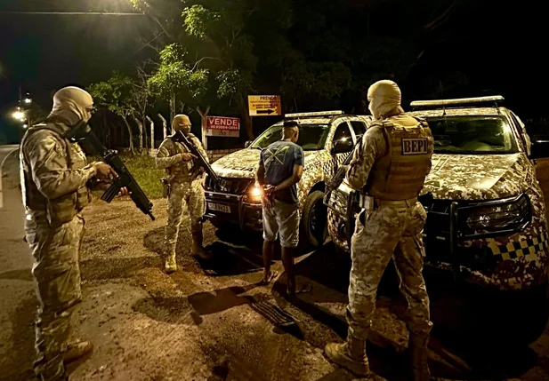 Polícia Militar prende foragido do sistema prisional