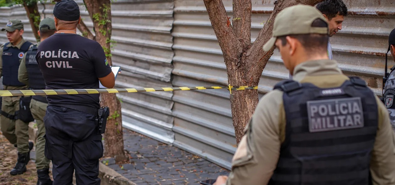 Polícia no local do crime