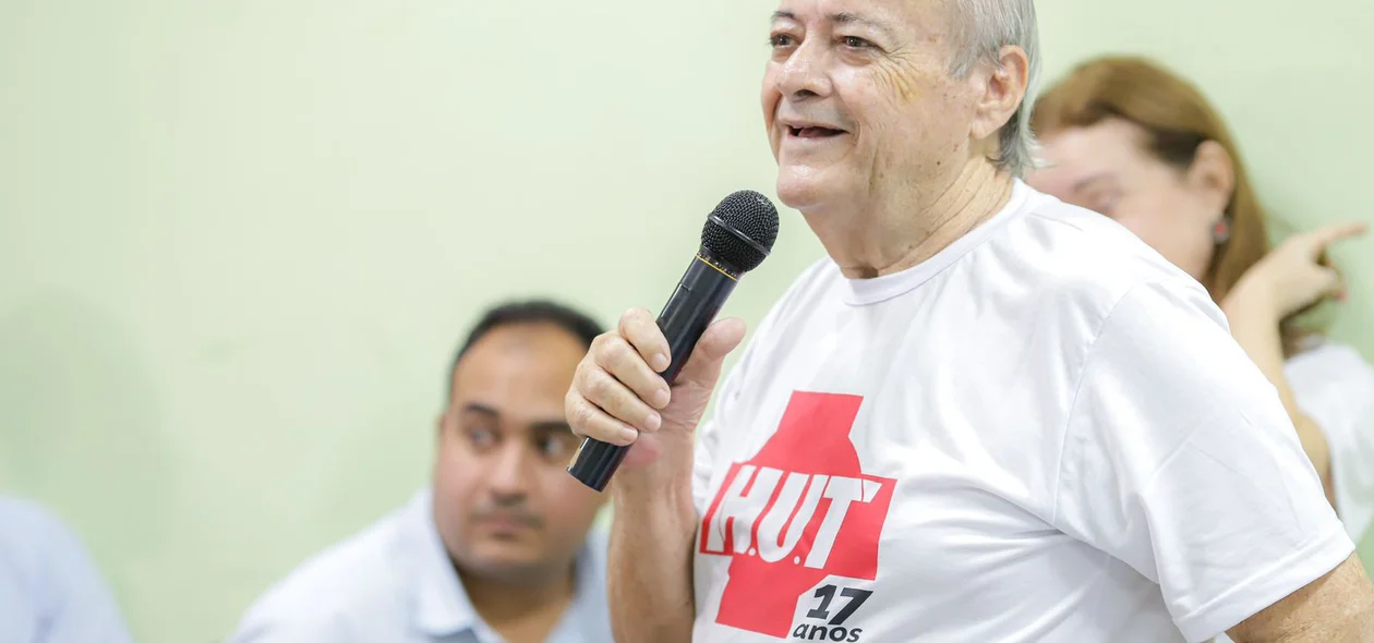Prefeito Sílvio Mendes visitou o HUT