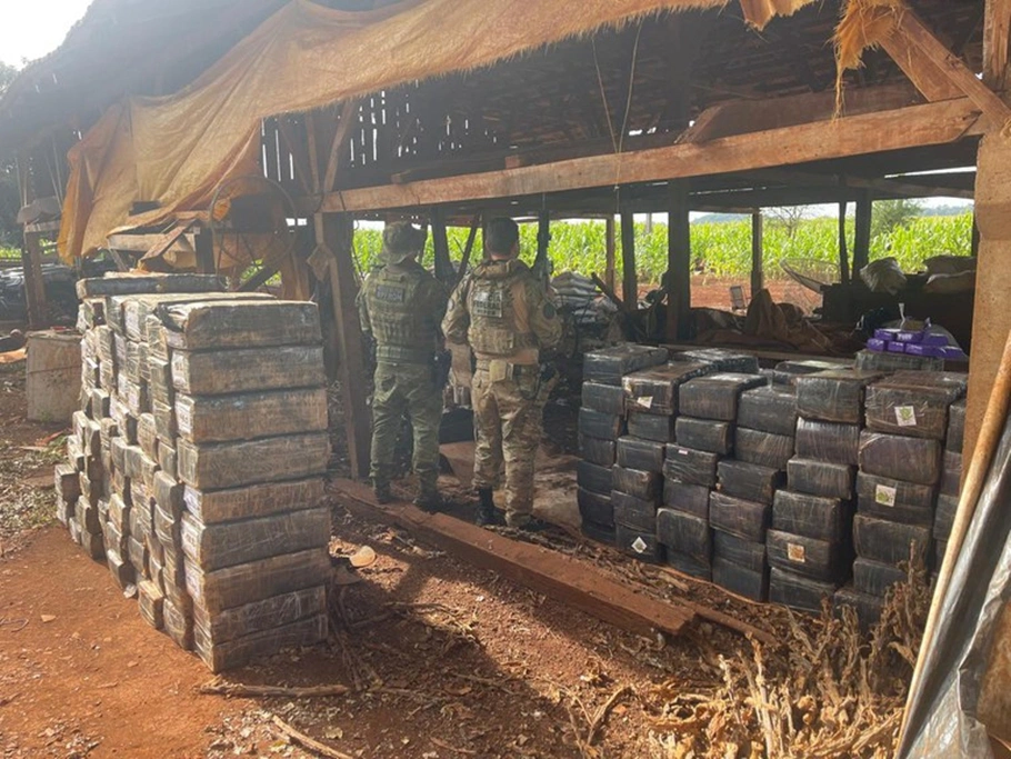 Quase 3 toneladas de maconha apreendidas no Paraná