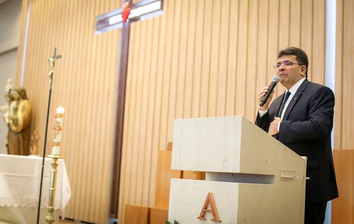Rafael Fonteles durante Missa de Ação de Graças por seu aniversário