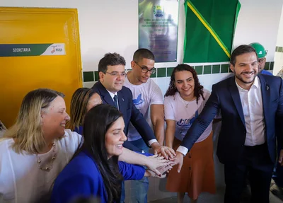 Rafael Fonteles entrega reforma de Centro Cultural de Línguas em Teresina