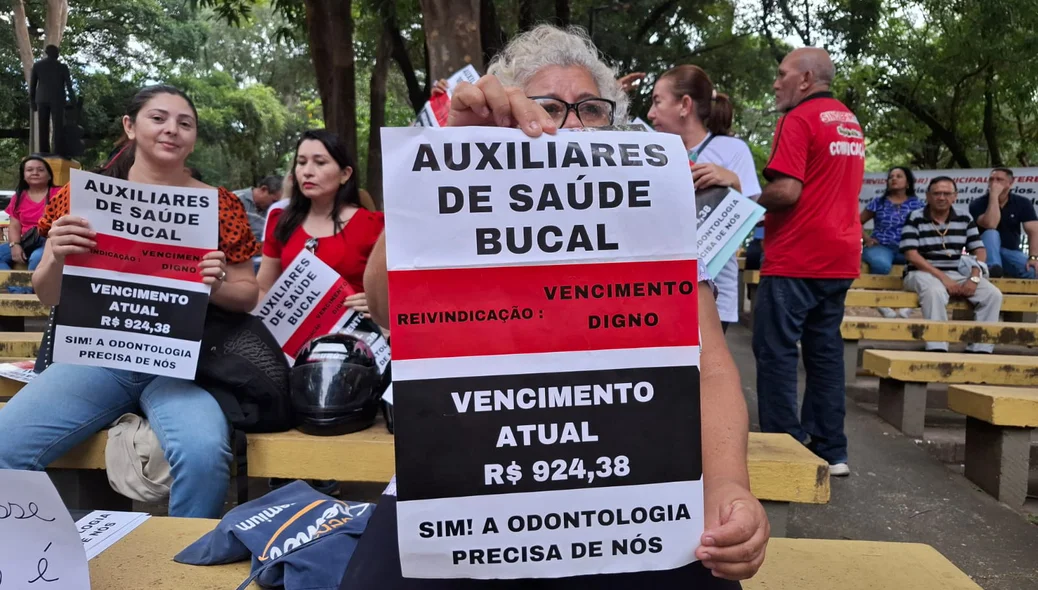 Reivindicação dos auxiliares de saúde bucal