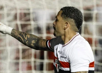 São Paulo vence Náutico em jogo de 2 expulsões e avança na Copa do Brasil