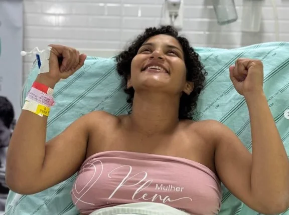 Sarah Menezes se torna mãe pela segunda vez