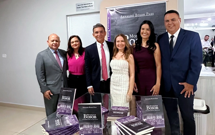 Sessão solene foi realizada na Câmara
