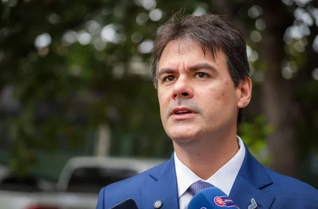 Severo Eulálio, governador em exercício