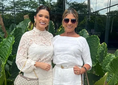 Tatiana Medeiros e a mãe