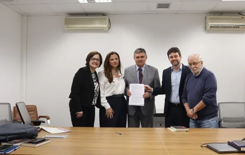 TCE-PI firma parceria com a USP