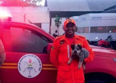 Tenente Marcílio e o cão Athos