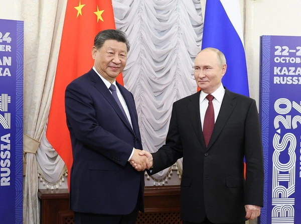 Xi Jinping e Vladimir Putin