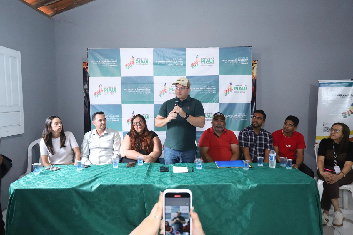 A ação ocorreu nessa quinta (@6)