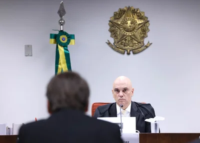 A oitiva é conduzida pelo ministro Alexandre de Moraes
