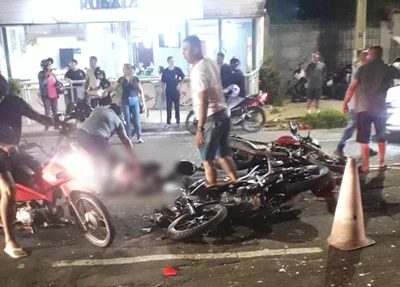 Acidente na Avenida Centenário deixou duas pessoas feridas