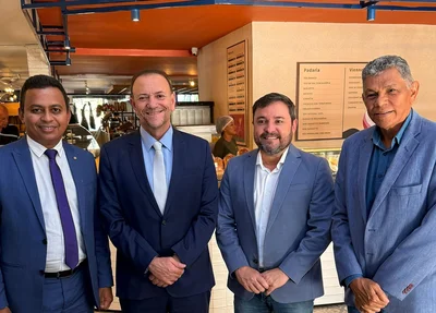 Candidato a presidente nacional do PT, Edinho Silva e petistas do Piauí