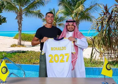 Cristiano Ronaldo renova com Al-Nassr