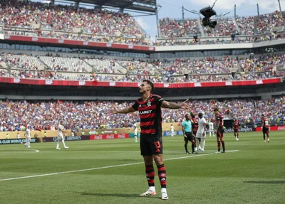 Danilo, defensor do Flamengo