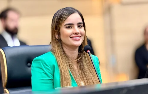 Deputada Bárbara do Firmino
