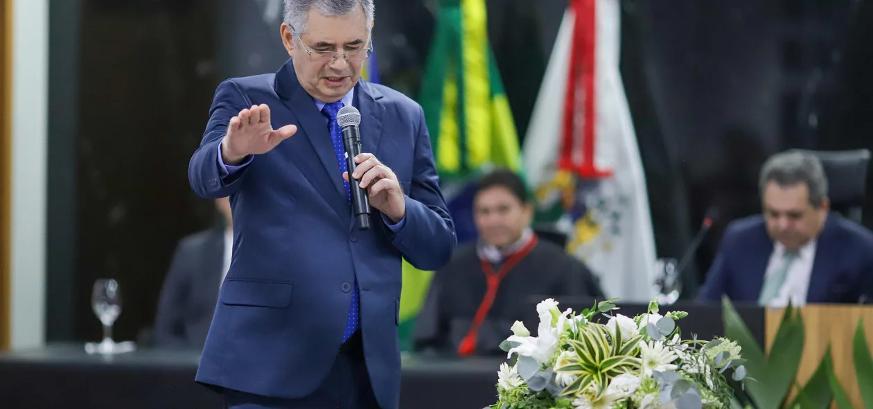Desembargador Lirton Nogueira
